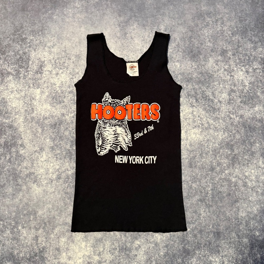 Vintage Hooters New York City 33rd & 7th Tank Top Black XS Made in USA Cotton